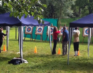  Jalo con arco en el Castillo de Fontainebleau 